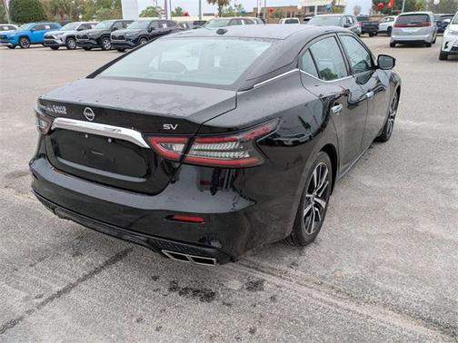 2023 Nissan Maxima SV Xtronic CVT