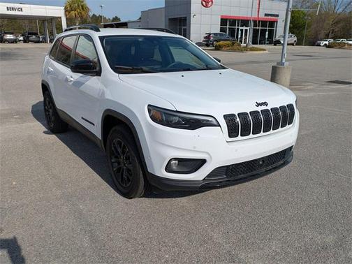 2023 Jeep Cherokee Altitude