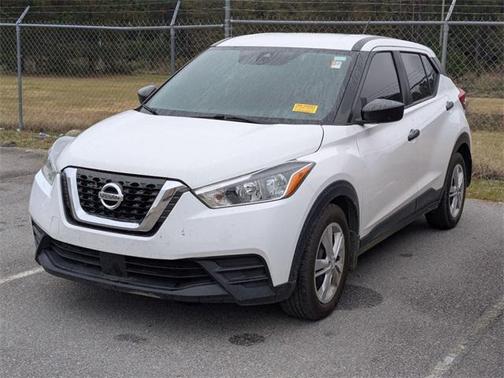2020 Nissan Kicks S