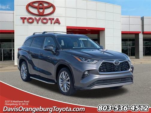 2023 Toyota Highlander Platinum