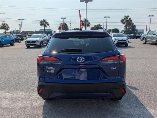 2023 Toyota Corolla Cross XLE