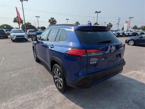 2023 Toyota Corolla Cross XLE