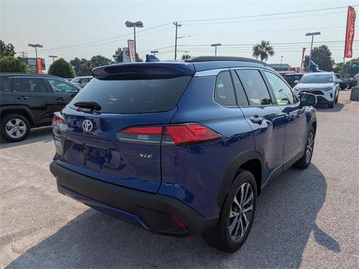 2023 Toyota Corolla Cross XLE