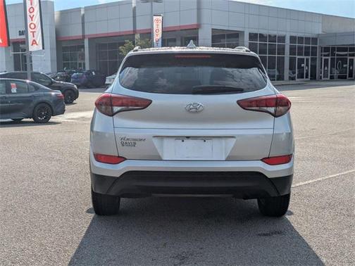2018 Hyundai TUCSON SEL