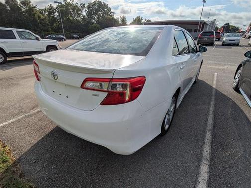 2013 Toyota Camry SE