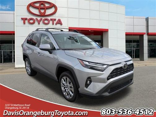 2025 Toyota RAV4 XLE Premium