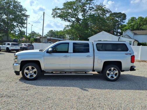Silver Ice Metallic 2018 Chevrolet Silverado 1500 1LT