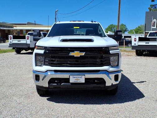 Summit White 2026 Chevrolet Silverado 3500 WT