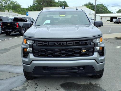 Sterling Gray Metallic 2026 Chevrolet Silverado 1500 Custom
