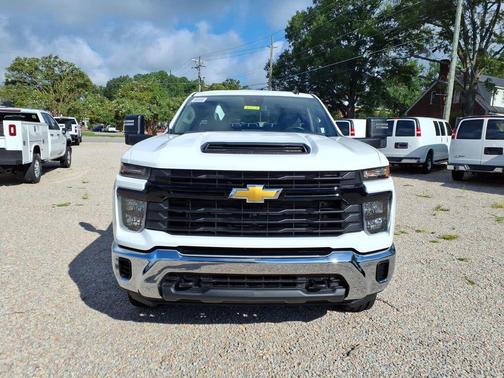 Summit White 2026 Chevrolet Silverado 2500 Regular Cab, Long Bed, WT, RWD