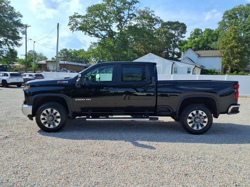 Black 2026 Chevrolet Silverado 2500 LT