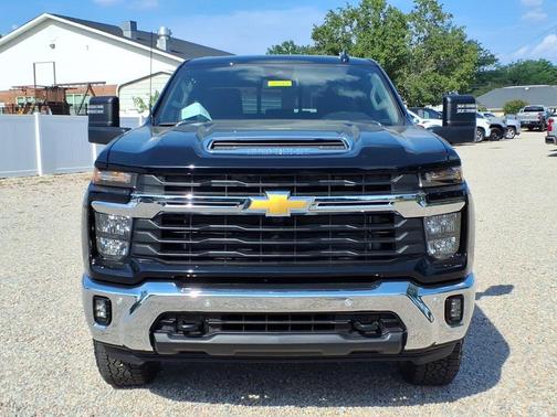 Black 2026 Chevrolet Silverado 2500 LT