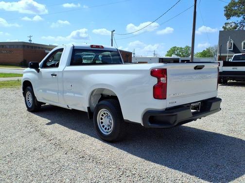Summit White 2026 Chevrolet Silverado 1500 WT
