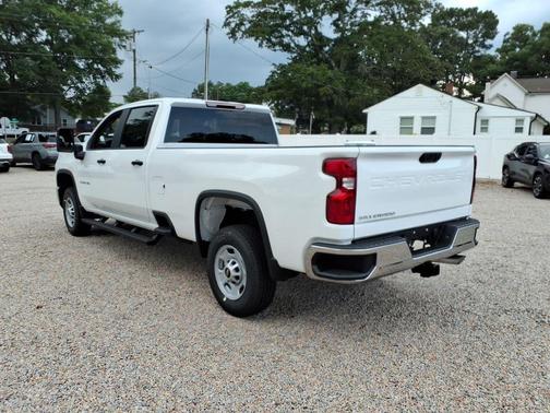 Summit White 2026 Chevrolet Silverado 2500 Crew Cab, Long Bed, WT, RWD