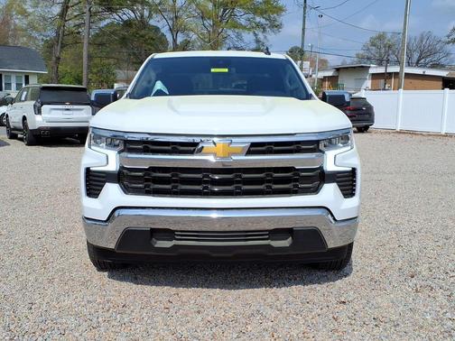 Summit White 2026 Chevrolet Silverado 1500 LT