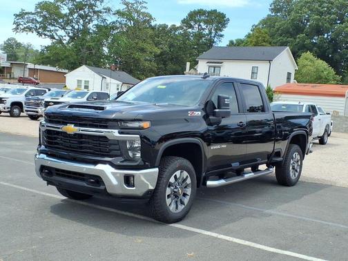 Black 2026 Chevrolet Silverado 2500 LT