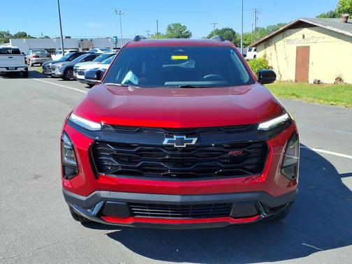 Radiant Red Tintcoat 2026 Chevrolet Equinox FWD RS