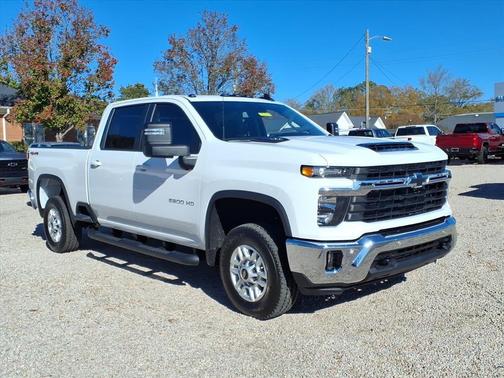 Summit White 2025 Chevrolet Silverado 2500 LT
