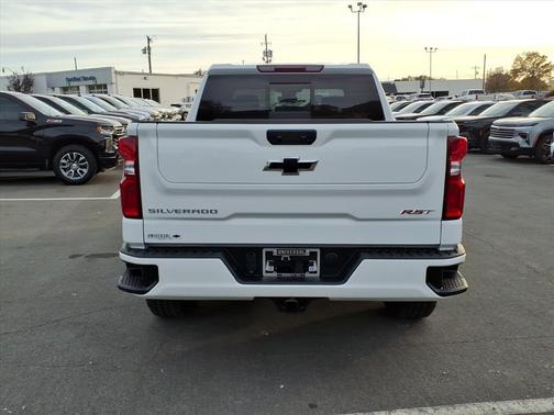 Summit White 2026 Chevrolet Silverado 1500 RST