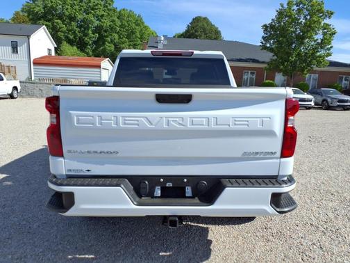 Summit White 2025 Chevrolet Silverado 1500 Custom