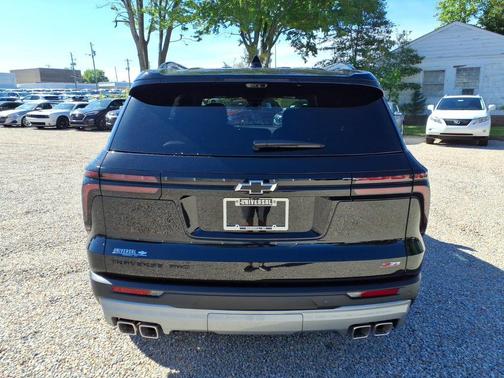 Mosaic Black Metallic 2026 Chevrolet Traverse AWD Z71