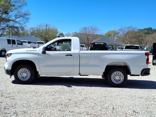 Summit White 2026 Chevrolet Silverado 1500 WT