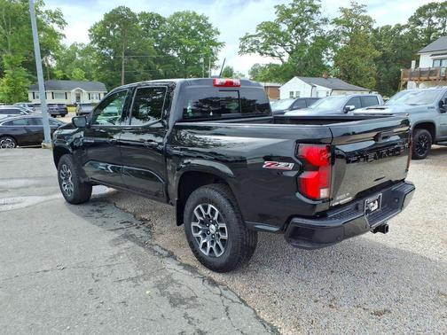 Black 2026 Chevrolet Colorado Z71
