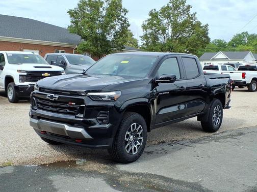 Black 2026 Chevrolet Colorado Z71