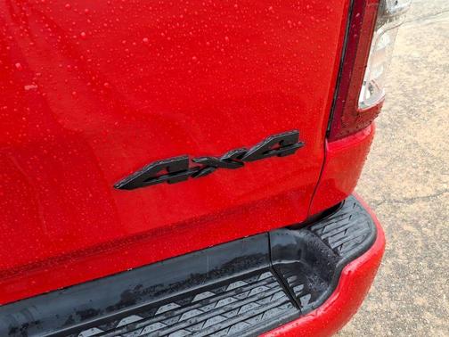Flame Red Clearcoat 2024 RAM 1500 Big Horn/Lone Star