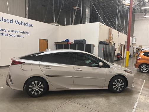 2020 Toyota Prius Prime LE