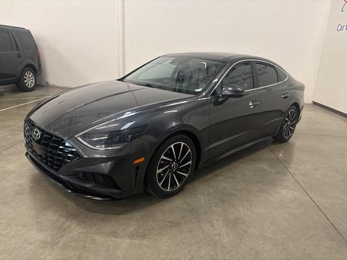 2021 Hyundai SONATA Limited
