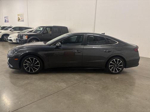 2021 Hyundai SONATA Limited