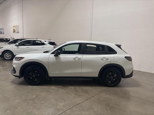 2026 Honda HR-V 2WD Sport