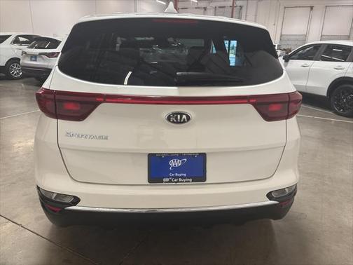 2022 Kia Sportage LX