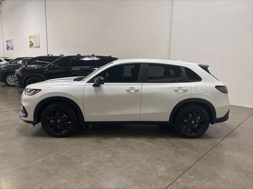 2025 Honda HR-V 2WD Sport