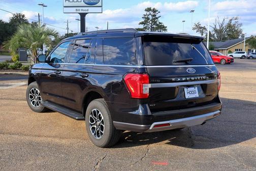 2024 Ford Expedition XLT