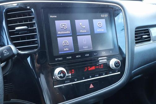 2020 Mitsubishi Outlander LE