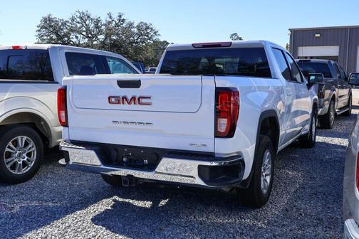 2024 GMC Sierra 1500 SLE