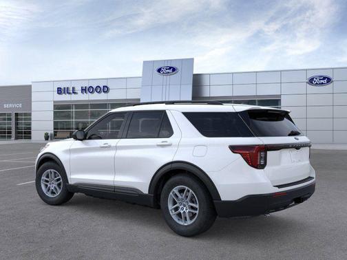 Star White Metallic Tri-Coat 2026 Ford Explorer Active