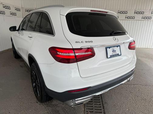 Polar White 2018 Mercedes-Benz GLC 300 Base