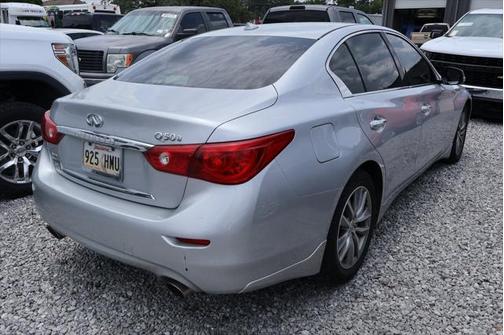 2015 INFINITI Q50 Base