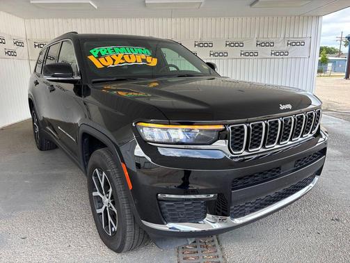 Diamond Black Crystal Pearlcoat 2024 Jeep Grand Cherokee L Limited