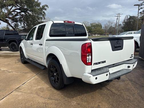 2020 Nissan Frontier SV