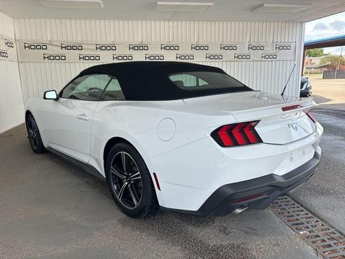 2025 Ford Mustang EcoBoost Premium