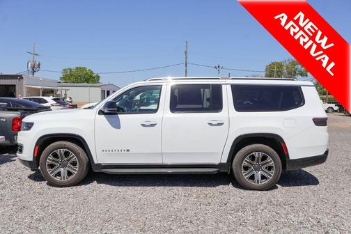 2024 Jeep Wagoneer L Series II 4x2