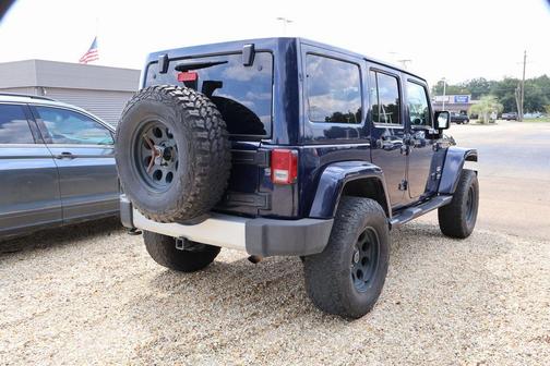 2013 Jeep Wrangler Unlimited Sahara