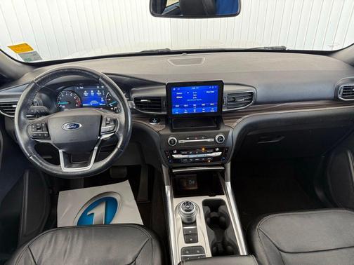 Oxford White 2020 Ford Explorer Limited