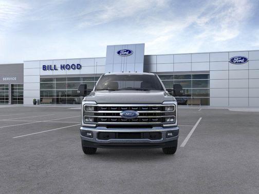 Avalanche 2026 Ford F-350 Lariat