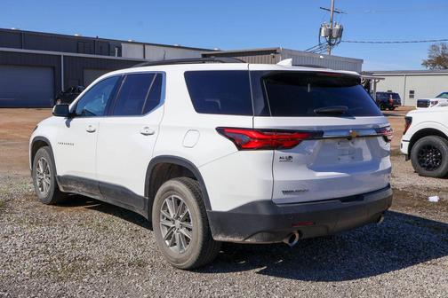 2022 Chevrolet Traverse LT Leather