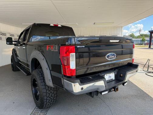 Shadow Black 2018 Ford F-250 XLT